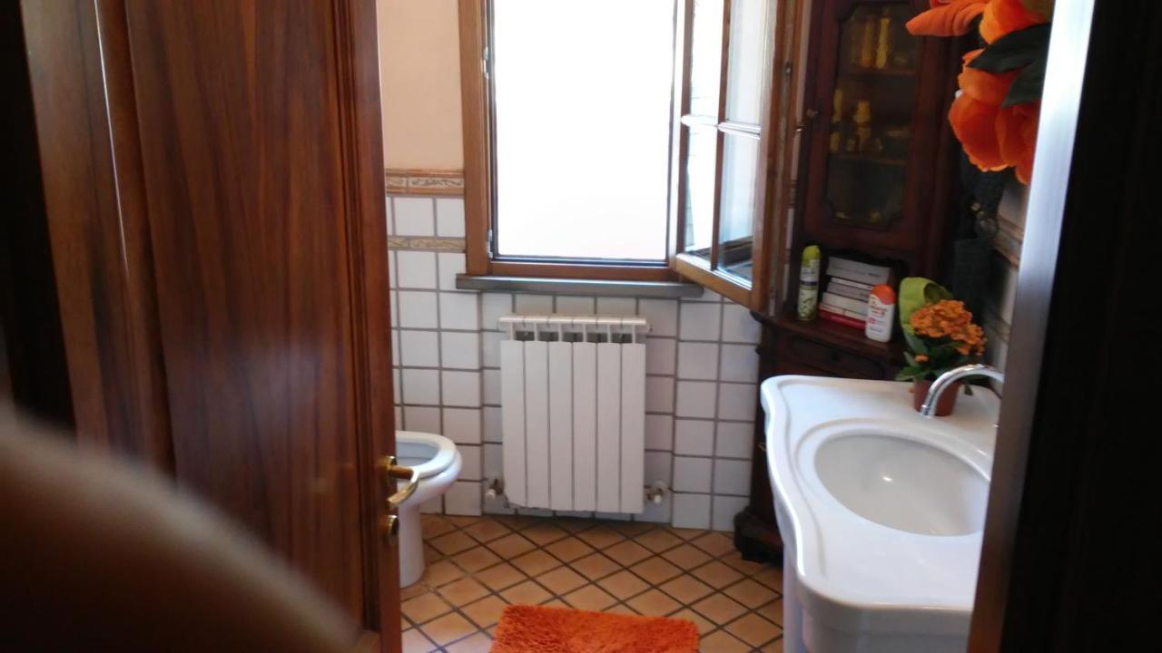 Room In Villa - Room In The Hills With Garden And Sea View San Salvatore  外观 照片