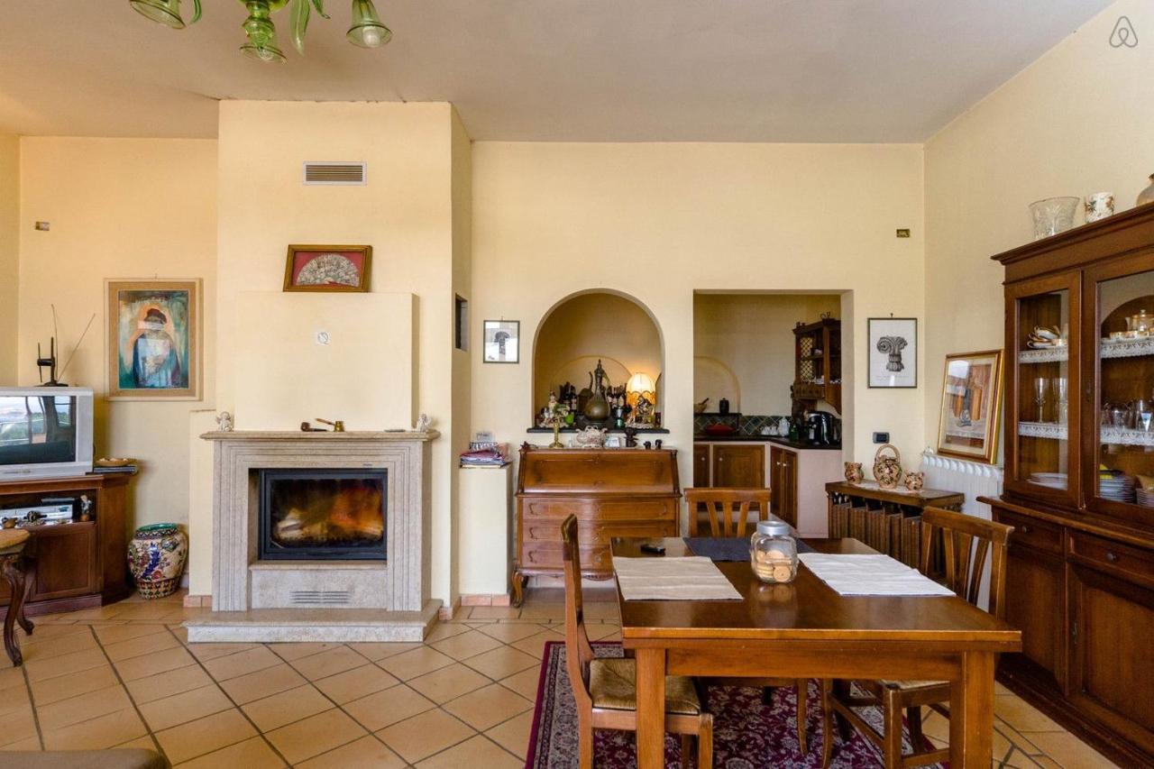 Room In Villa - Room In The Hills With Garden And Sea View San Salvatore  外观 照片